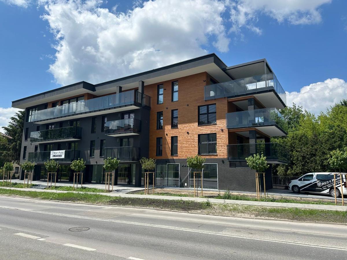 Apartamento Restpark Kielce Exterior foto
